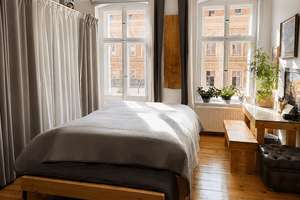 Charmante und helle 2-Zimmer Wohnung im sanierten Altbau mit großzügiger Wohnküche und Balkon – Die vollständige Adresse der Immobilie erhältst du vom Anbieter., 10119 Prenzlauer Berg, Berlin – Vorschaubild 5