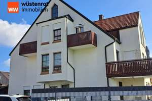Helle, gut geschnittene 3-Zi.-Maisonette-Wohnung mit Balkon