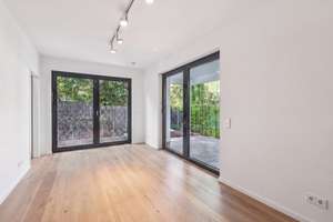 Exklusives Gartenrefugium mit drei Terrassen am Rhein – Die vollständige Adresse der Immobilie erhältst du vom Anbieter., 40593 Urdenbach, Düsseldorf – Vorschaubild 17