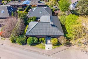 Großer Bungalow mit 2 Gärten und Garage in Feldhausen – Die vollständige Adresse der Immobilie erhältst du vom Anbieter., 46244 Feldhausen, Bottrop – Vorschaubild 8