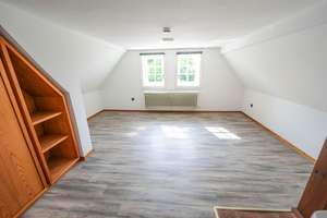 Außergewöhnliches Wohnensemble in Rödental-Einberg: Historisches Wohnhaus mit modernem Bungalow – Die vollständige Adresse der Immobilie erhältst du vom Anbieter., 96472 Rödental – Vorschaubild 14