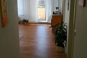 2 Zi. "Single" Wohnung m. Küche und TG Stellpl. gut geschnitten.1.10. – Hohenstauferallee 9 - 11, 69181 Leimen – Vorschaubild 4