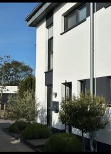 Modernes Reihenmittelhaus in Krefeld-Forstwald – 122 m² | Energieeffizienz A+ | PV-Anlage & Batterie