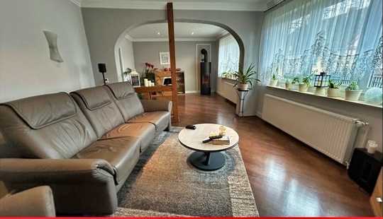 Bild von Wohnhaus mit viel Platz