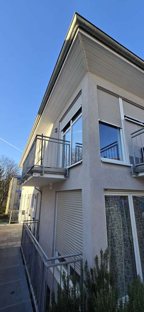 Immobilie in Sulzbach - Reiheneckhaus im Kleeblattstil als Haus im Haus gebaut - Bild 2