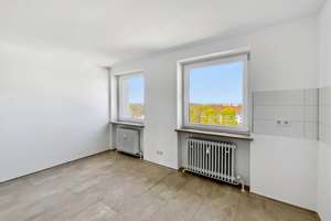 Freie 2,5-Zimmer-Wohnung mit Bergblick – Die vollständige Adresse der Immobilie erhältst du vom Anbieter., 81475 Fürstenried-West, München – Vorschaubild 1