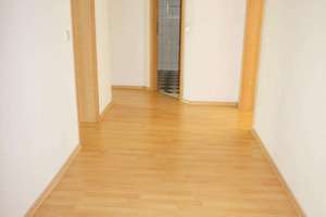 2. OG mit Lift - Balkon an der Küche - nur Wohnzi. straßenseitig! – Eulitzstr. 2, 9112 Kaßberg, Chemnitz – Vorschaubild 4