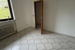 Großzügige 3-Zimmer-Wohnung mit zwei Balkonen, Gartenanteil und Garage in Würzburg-Oberdürrbach – 97080 Dürrbachtal, Würzburg – Vorschaubild 21