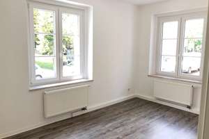 Großzügige 2 Zimmer Wohnung mit Wohnküche und Loggia – Hartmannsdorfer Str. 1, 4229 Kleinzschocher, Leipzig – Vorschaubild 2