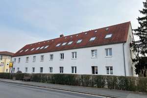 * Schicke Dachwohnung , Bus vor der Haustür direkt zur Innenstadt  - ID 6710 * – Goppelner Str. 13, 1219 Leubnitz-Neuostra, Dresden – Vorschaubild 2