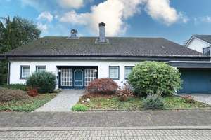 JA, zum repräsentativen Ein-/Zweifamilienhaus mit Garten in TOP-Lage Südstadt - ohne K – Die vollständige Adresse der Immobilie erhältst du vom Anbieter., 42659 Burg/Höhscheid, Solingen – Vorschaubild 2