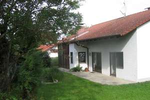 Mehrgenerationenhaus mit großem Garten – Die vollständige Adresse der Immobilie erhältst du vom Anbieter., 86928 Hofstetten – Vorschaubild 4