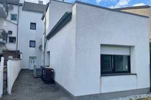Attraktives Mehrfamilienhaus mit 3 Wohneinheiten, Garten und Garagen – Mönchengladbach – Vorschaubild 2