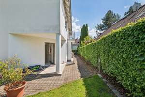 Ruhiges Wohnen mit Komfort | Hochwertige DHH für Familien in Waldtrudering – Die vollständige Adresse der Immobilie erhältst du vom Anbieter., 81827 Waldtrudering, München – Vorschaubild 16
