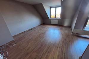 Großzügige Maisonette in ruhiger Lage von Siek – Die vollständige Adresse der Immobilie erhältst du vom Anbieter., 22962 Siek – Vorschaubild 2