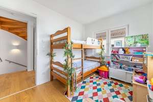 Modernes Wohnen auf höchstem Niveau – Stilvolle Doppelhaushälfte im Münchner Süden – Die vollständige Adresse der Immobilie erhältst du vom Anbieter., 81477 Obersendling, München – Vorschaubild 7