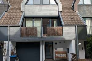 Charmantes Reihenmittelhaus mit 7 Zimmern in Düsseldorf-Kaiserswerth