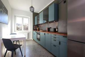 Stilvoll möbliert! Helle 2-Zimmer-Wohnung mit Balkon im Herzen von Prenzlauer Berg – Bötzowstraße 72, 10407 Prenzlauer Berg, Berlin – Vorschaubild 3