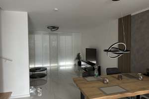 Neuwertiges 5-Zimmer Reihenmittelhaus in Fürth (Stadeln / Herboldshof / Mannhof) – Schuckertstraße 39, 90765 Stadeln, Herboldshof, Mannhof, Fürth – Vorschaubild 2