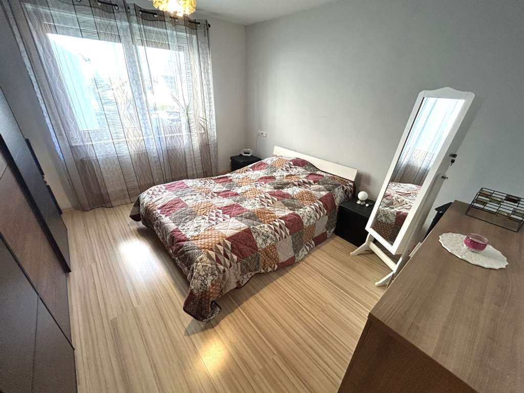 Immobilie in Eschenbach - Attraktive 3-Zimmer-Wohnung in Eschenbach in Toplage mit einem sonnigen Balkon und einer Garage! - Bild 1