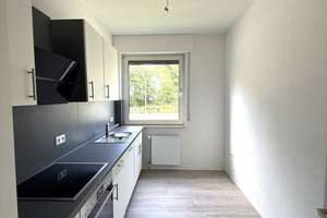 Frisch renovierte 2-Zi.-EG-Whg. mit neuer Einbauküche – Rudolfstr. 72, 42285 Barmen, Wuppertal – Vorschaubild 4
