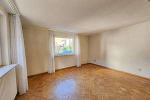 Haus mit Charakter & Nebengebäude – viel Potenzial für kreative Käufer – 60437 Nieder-Eschbach, Frankfurt am Main – Vorschaubild 4