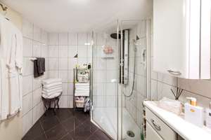 Heidtmann Immobilien - Haus statt Wohnung - Wfl. zzgl. 5,5 m2 im Dachgeschoss – Die vollständige Adresse der Immobilie erhältst du vom Anbieter., 81739 Waldperlach, München – Vorschaubild 15