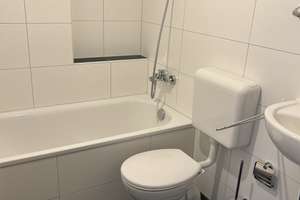 Renovierte 3 Zimmer Wohnung mit Loggia in Düsseldorf Bilk – 40225 Bilk, Düsseldorf – Vorschaubild 5