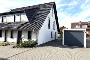 Moderne Doppelhaushälfte in zentrale Lage von Vorsfelde