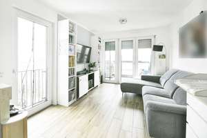 Moderne, lichtdurchflutete 3-Zimmerwohnung mit Loggia in Köln-Zollstock – Die vollständige Adresse der Immobilie erhältst du vom Anbieter., 50969 Zollstock, Köln – Vorschaubild 2