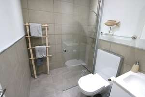 URLAUB ZU HAUSE... moderne 2-Zimmerwohnung in Bestlage – Achterdeck 4, 23570 Travemünde, Lübeck – Vorschaubild 11