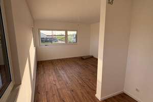 Freistehender Neubau KfW 40+ mit PV, Einbauküche, Garage & Garten – 15 Min Bonn/Hardthöhe – Am Burggraben 15, 53913 Swisttal – Vorschaubild 7