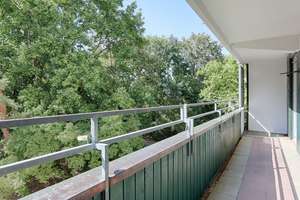 Gepflegte 3-Zimmer-Wohnung mit West-Balkon und Blick ins Grüne – attraktive Lage in RT-Hohbuch – 72762 Reutlingen-Mitte, Reutlingen – Vorschaubild 5