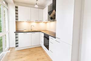 Erstbezug nach Modernisierung – exklusive Erdgeschosswohnung mit Garten in Oberneuland – Die vollständige Adresse der Immobilie erhältst du vom Anbieter., 28355 Oberneuland, Bremen – Vorschaubild 8