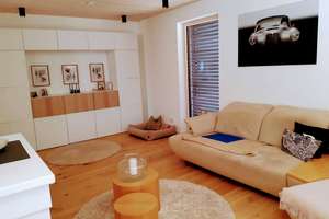  Einzigartiges Designer-Familienhaus mit großem Garten – 170 m², nur 15 Min. von Würzburg – Pfarrer-Ort-Str. 6, 97294 Unterpleichfeld – Vorschaubild 8