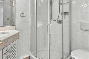 Schönes Blankenese - 3-Zimmer-Wohnung mit sonnigem Balkon und TG-Stellplatz in exzellenter Lage – Die vollständige Adresse der Immobilie erhältst du vom Anbieter., 22587 Blankenese, Hamburg – Vorschaubild 13