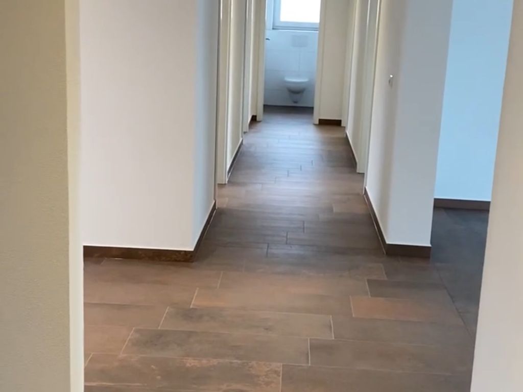 Neuwertige 4-Zimmer-Wohnung mit Balkon in Aulendorf