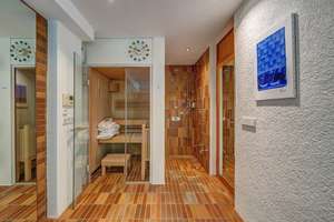EFH-Highlight in Birkenfeld: Pool, Sauna, Doppelgarage & Gartenparadies, Freisitz und Aussichtslage – Die vollständige Adresse der Immobilie erhältst du vom Anbieter., 75217 Birkenfeld – Vorschaubild 28
