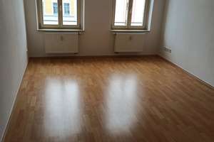 Geräumige 3 Zimmer-Etagenwohnung mit Balkon und Wohnküche in zentraler Lage. – Die vollständige Adresse der Immobilie erhältst du vom Anbieter., 9112 Kaßberg, Chemnitz – Vorschaubild 2