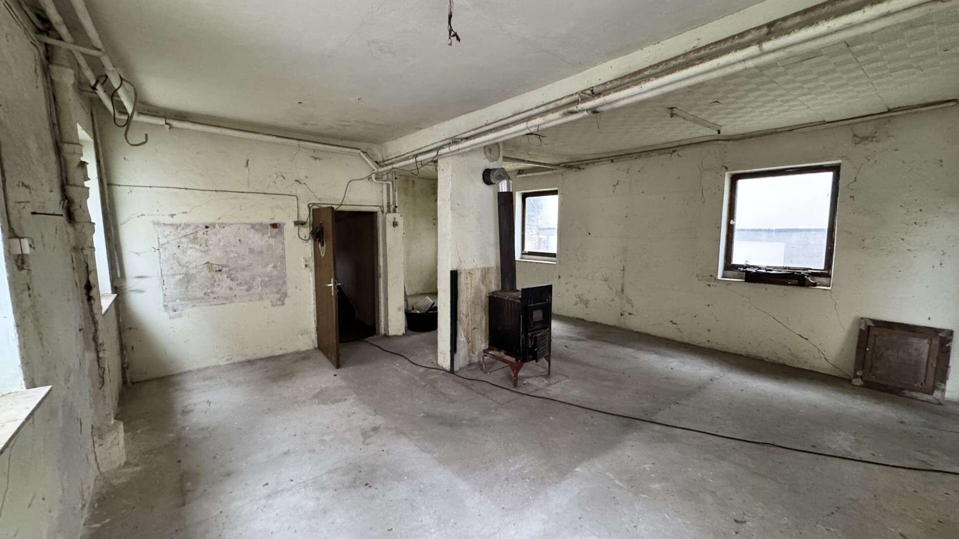 ROHJUWEL MIT PARKBLICK: ZENTRALES MEHRFAMILIENHAUS ZUR SANIERUNG IN CRAILSHEIM, Schwäbisch Hall Kreis – Bild 4