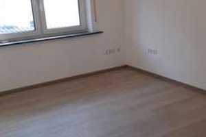Günstige 4-Zimmer-Erdgeschosswohnung mit gehobener Innenausstattung in Hollstadt – Hauptstraße 22, 97618 Rhön-Grabfeld (Kreis) – Vorschaubild 12