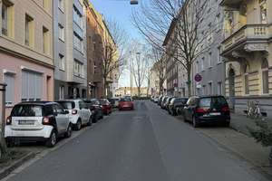 Zentral. Charmant. Pempelfort. Dachgeschoss-Wohnung 51m² 2 Zimmer Küche Wannenbad 2 X Terrasse – Die vollständige Adresse der Immobilie erhältst du vom Anbieter., 40479 Pempelfort, Düsseldorf – Vorschaubild 11