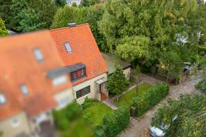 Sanierungsbedürftige Doppelhaushälfte mit großzügigem Grundstück und Doppelgarage in HH-Rahlstedt – Die vollständige Adresse der Immobilie erhältst du vom Anbieter., 22145 Rahlstedt, Hamburg – Vorschaubild 22