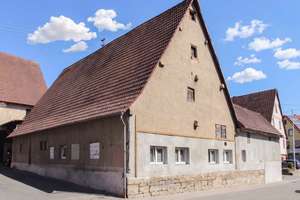 Neuwertiges Wohlfühl-Bauernhaus mit Loggia & Gewölbekeller in Brackenheim-Hausen – Die vollständige Adresse der Immobilie erhältst du vom Anbieter., 74336 Brackenheim – Vorschaubild 2