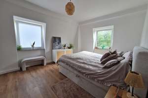 Toll geschnittene 3 Zimmer Dachgeschosswohnung am Neufferpark – Orleansstr. 28, 66953 Pirmasens, Pirmasens – Vorschaubild 9