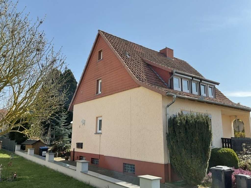 Immobilie in Einbeck - Einfamilienhaus direkt in Einbeck - Bild 3