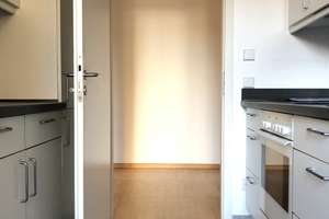 Schöne 3 Zi.-Wohnung mit 2 Balkonen & Blick in den begrünten Innenhof! Direkt am Potsdamer Platz! – Rudolf-von-Gneist-Gasse 4, 10785 Tiergarten, Berlin – Vorschaubild 10