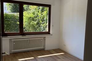 Geschmackvolle, modernisierte 2-Zimmer-Erdgeschosswohnung mit Balkon in Köln Riehl – Die vollständige Adresse der Immobilie erhältst du vom Anbieter., 50735 Riehl, Köln – Vorschaubild 9