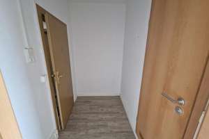 **KLEIN ABER MEIN**hübsche Singlewohnung // Balkon // 4.OG // Bad mit Wanne // ab Sofort – Ringstraße 211, 4209 Grünau-Mitte, Leipzig – Vorschaubild 6
