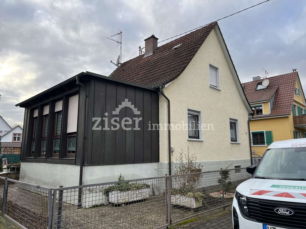 Immobilie in Bahlingen - Charmantes Einfamilienhaus mit großzügigem Garten - Bild 1
